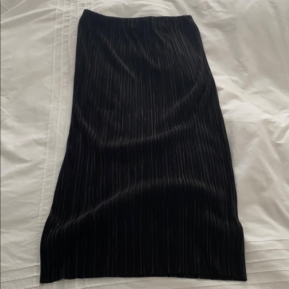 TOP SHOP - Black high wasted skirt